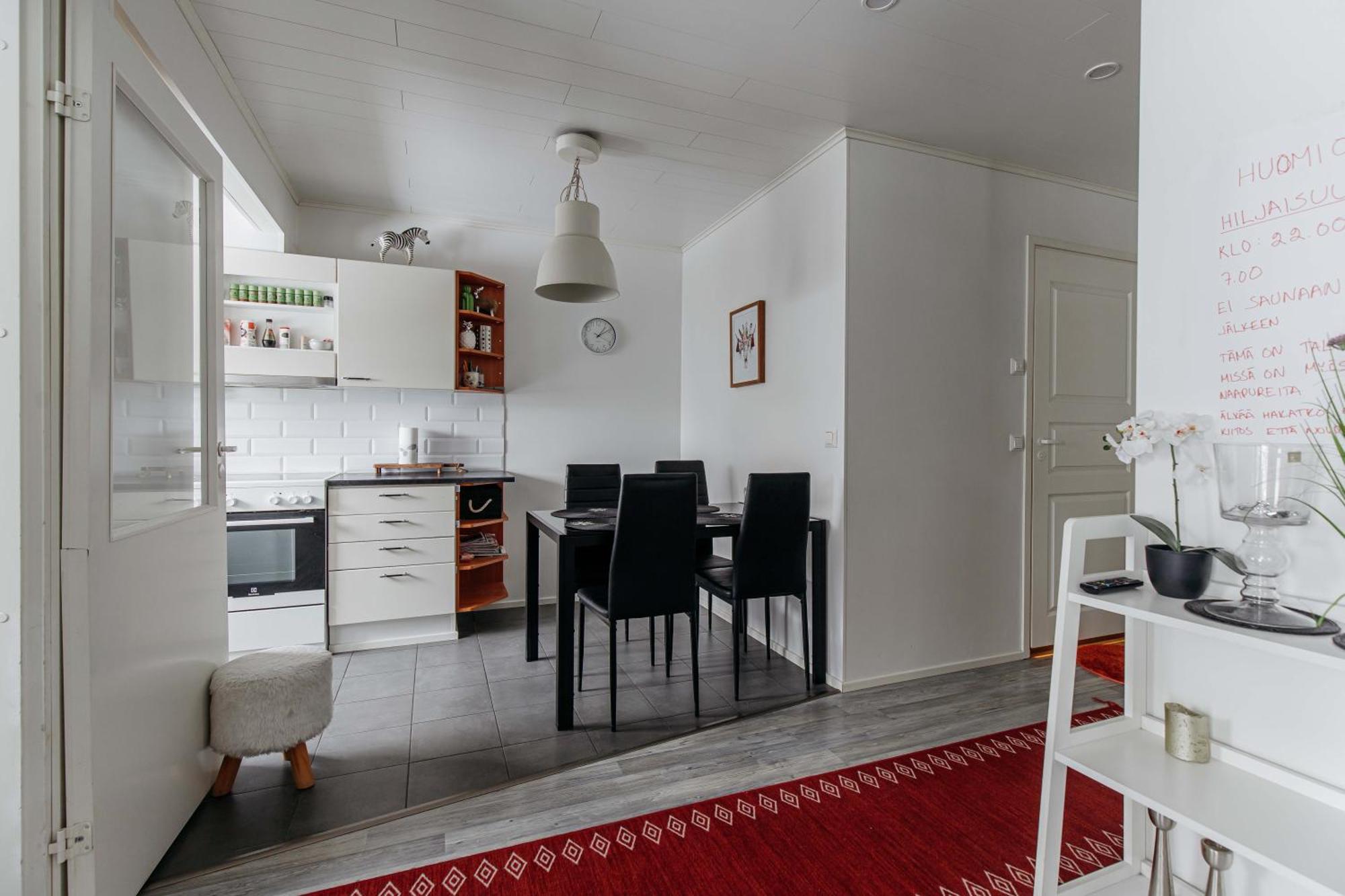 Heleenkatu 3 A 1 Oma Sauna Autokatos Omassa Pihassa เซย์นาโยกิ ภายนอก รูปภาพ